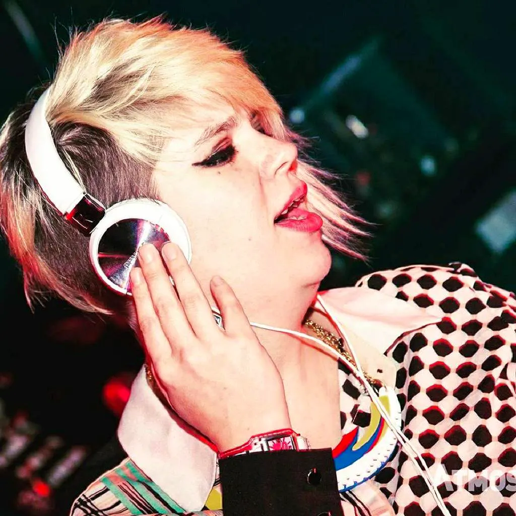 DJ Chez