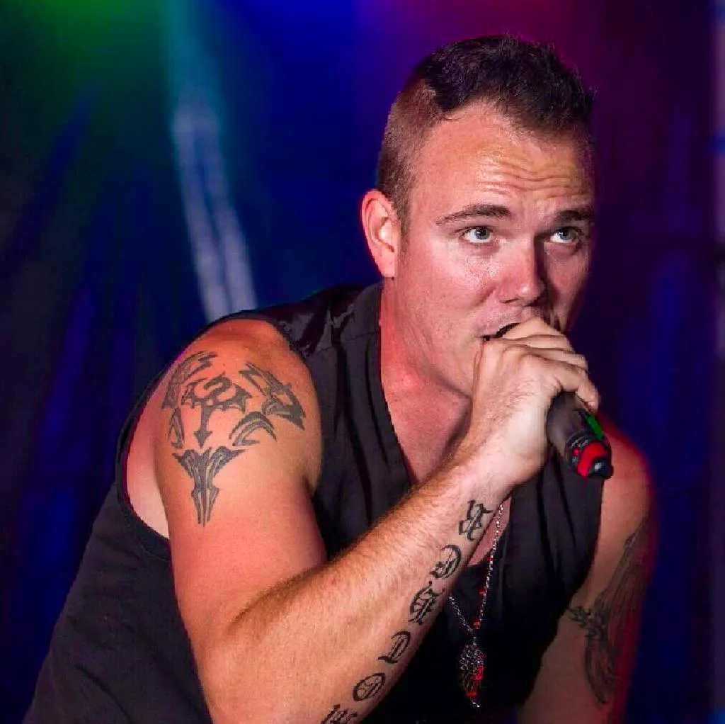 Kieran as Robbie Williams