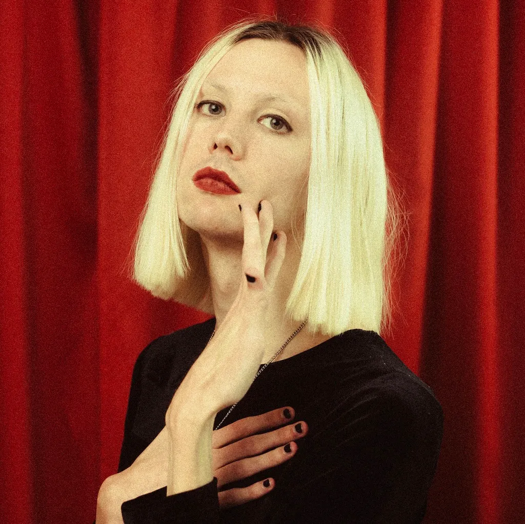 Alice Low