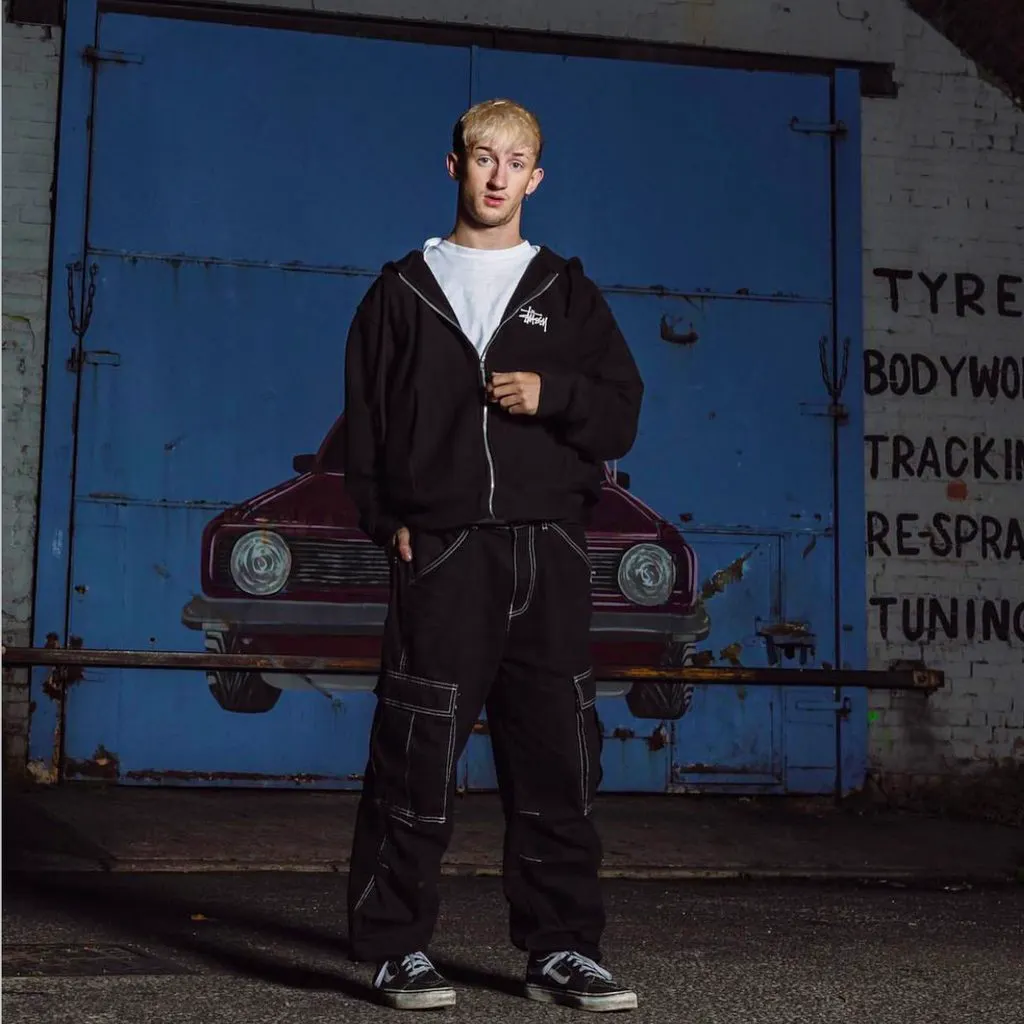 Joe Lee &lpar;UK&rpar;