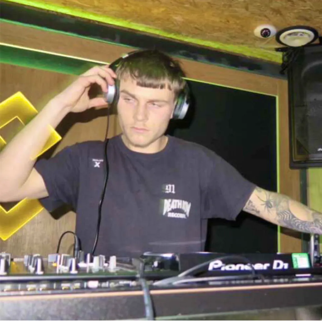 R-Jay &lpar;UK&rpar;