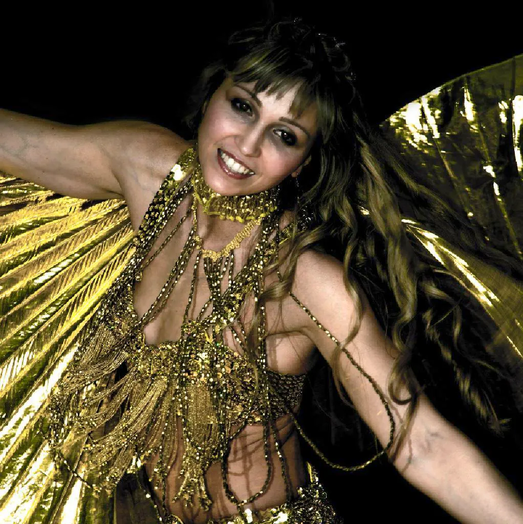 Chaines dance company