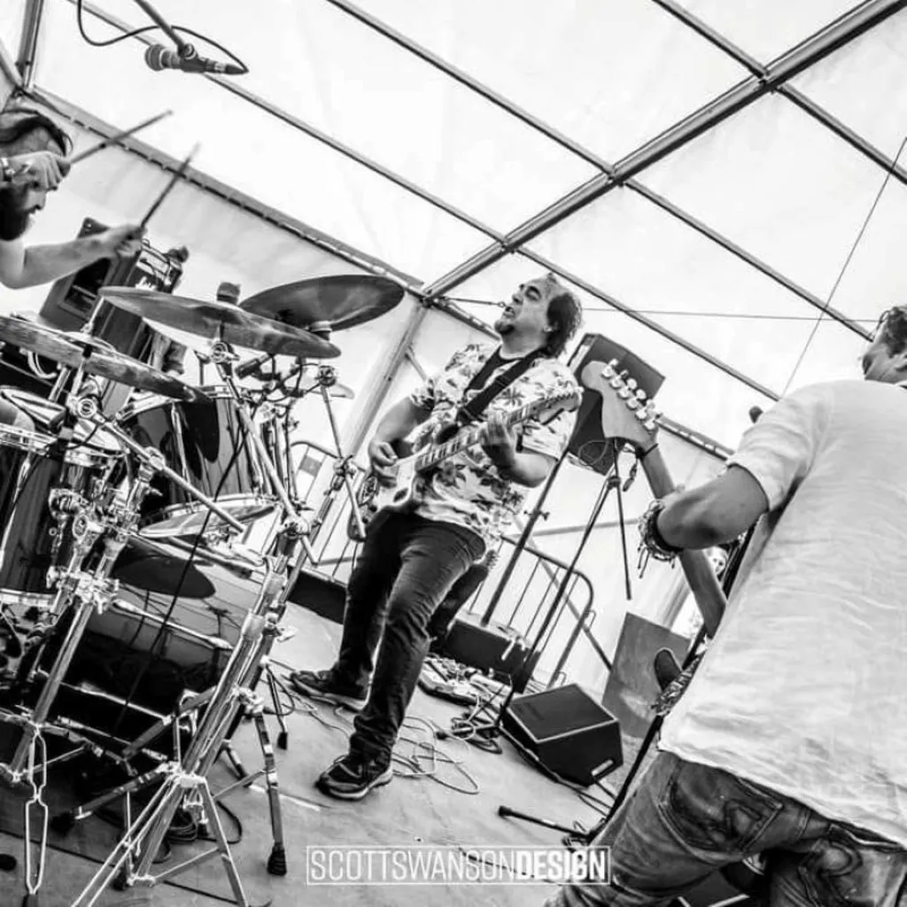 The Beautiful Trainwreck Show