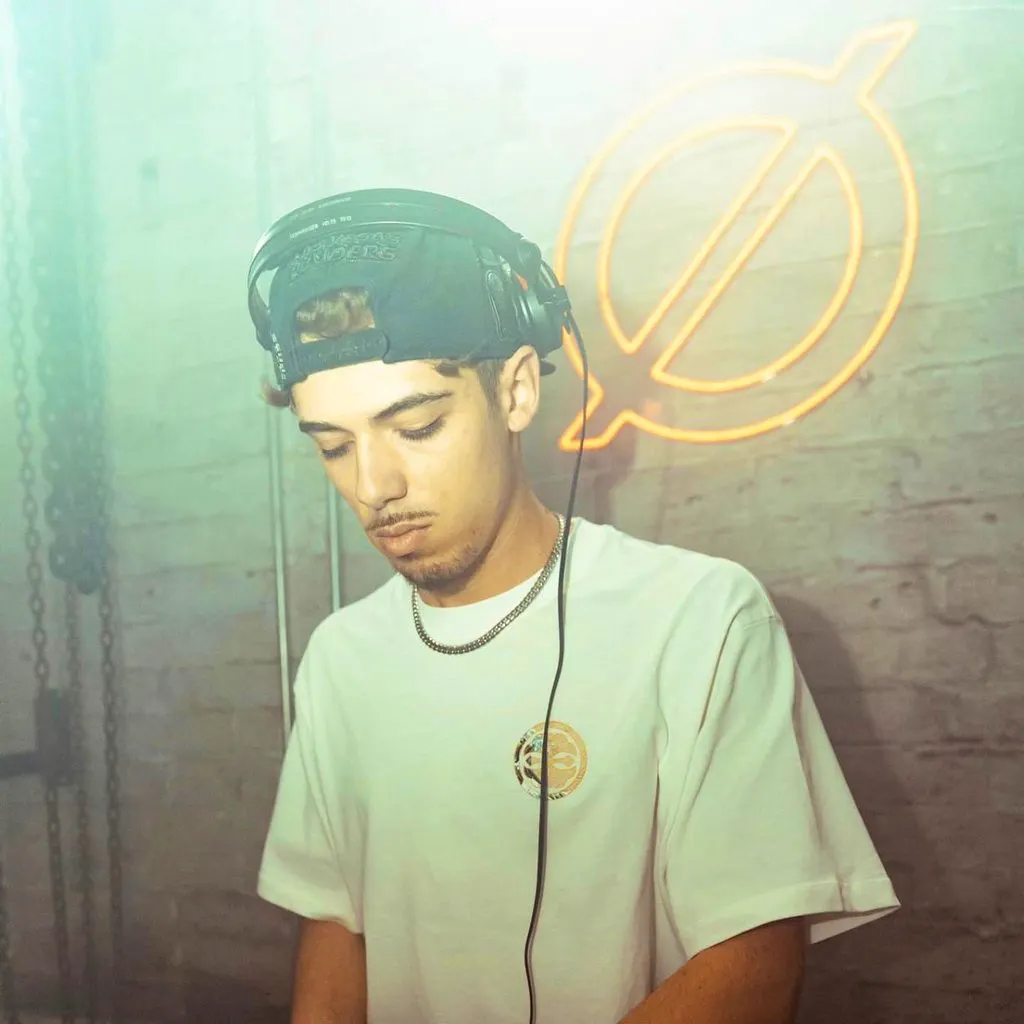 Keexx &lpar;UK&rpar;