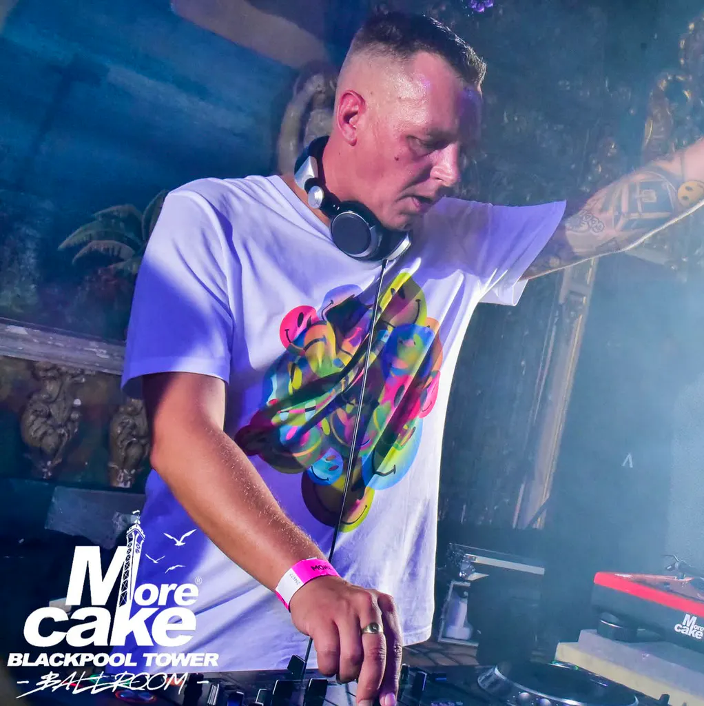 DJ Ben Fisher